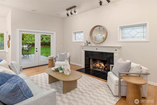 8220 228th Street SE, Woodinville, WA 98072