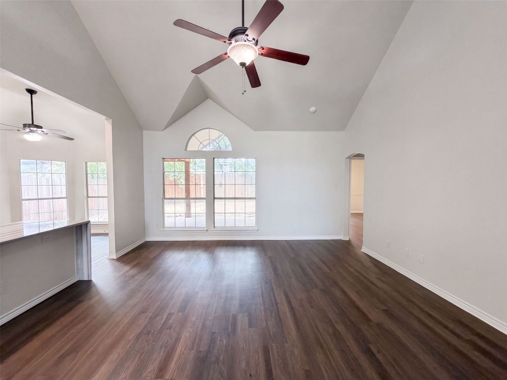 5821 Starboardway Drive, Fort Worth, TX 76135 — photo 3