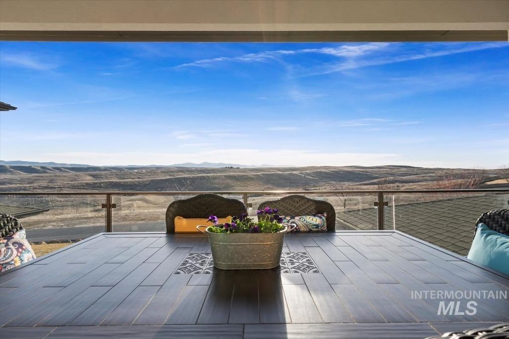7760 N Grand Ridge Lane, Eagle, ID 83616