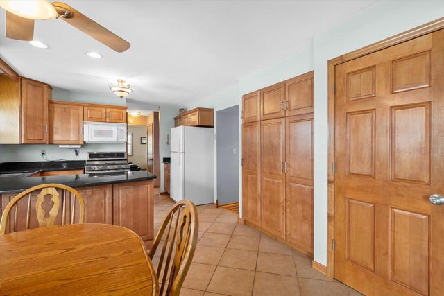 3347 S 98th STREET, Milwaukee, WI 53227