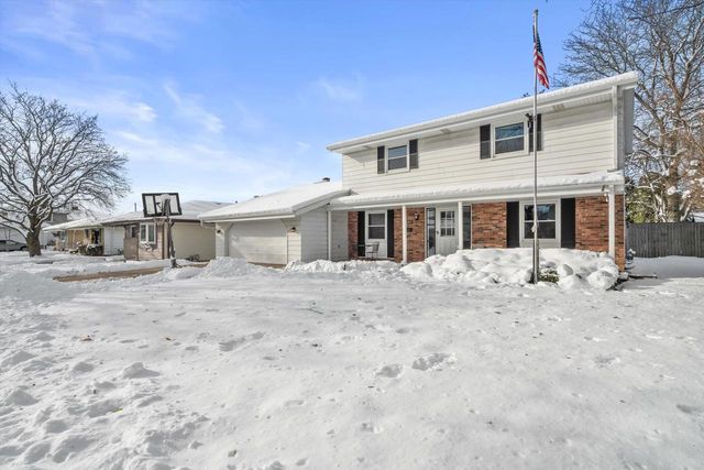 3347 S 98th STREET, Milwaukee, WI 53227