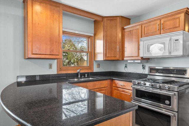 3347 S 98th STREET, Milwaukee, WI 53227