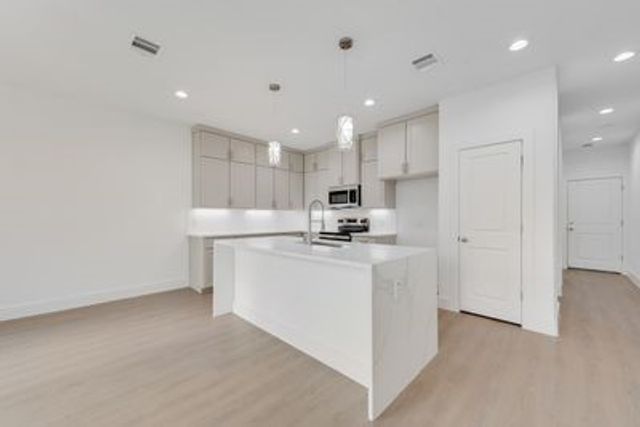 6314 Myrtle Street, Dallas, TX 75215