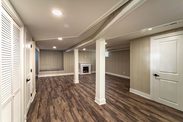 311 Buckthorn Lane, Hillside, IL 60162