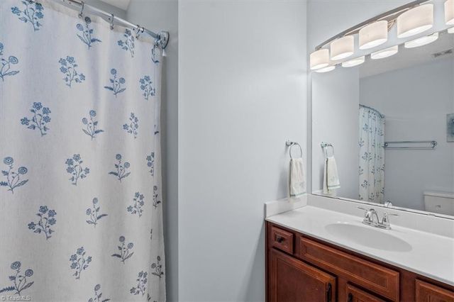 9141 Warren Road, Kernersville, NC 27284