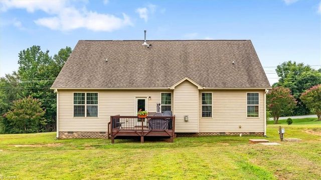 9141 Warren Road, Kernersville, NC 27284