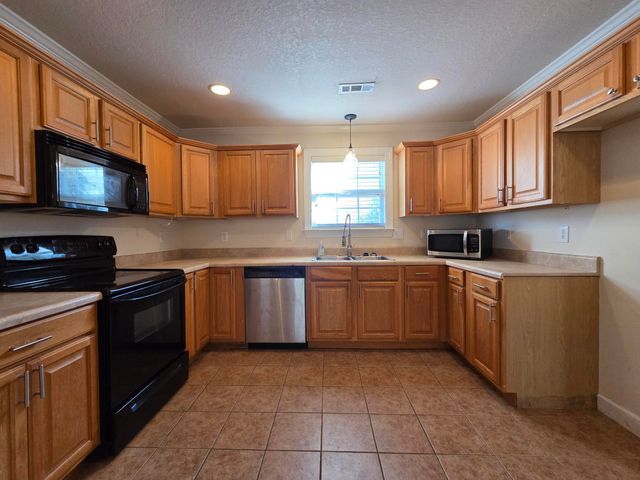 1151 Blue Heron Point, Manning, SC 29102