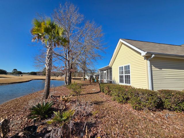 1151 Blue Heron Point, Manning, SC 29102