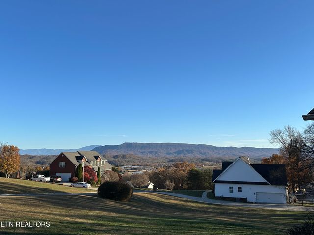 605 Horseshoe Lane, Seymour, TN 37865