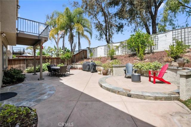 25 Radiance Lane, Rancho Santa Margarita, CA 92688
