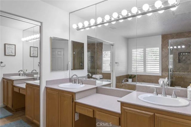 25 Radiance Lane, Rancho Santa Margarita, CA 92688