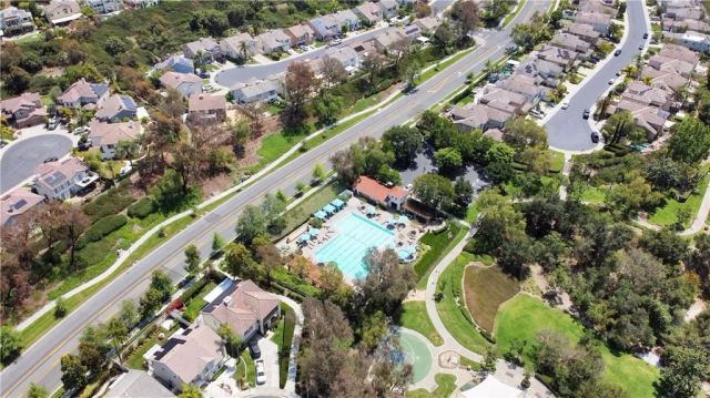 25 Radiance Lane, Rancho Santa Margarita, CA 92688