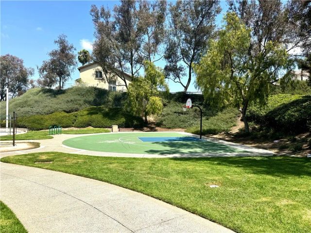 25 Radiance Lane, Rancho Santa Margarita, CA 92688
