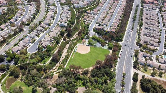 25 Radiance Lane, Rancho Santa Margarita, CA 92688