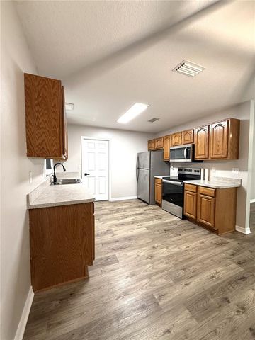 653 SE 13TH AVENUE, Okeechobee, FL 34974