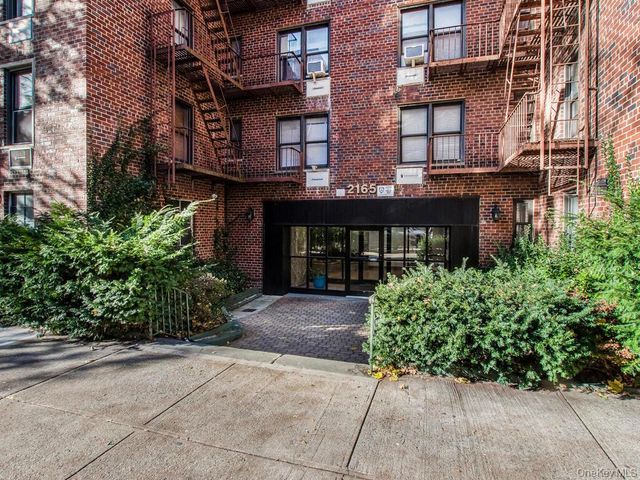 2165 Matthews Avenue 4A, Bronx, NY 10462