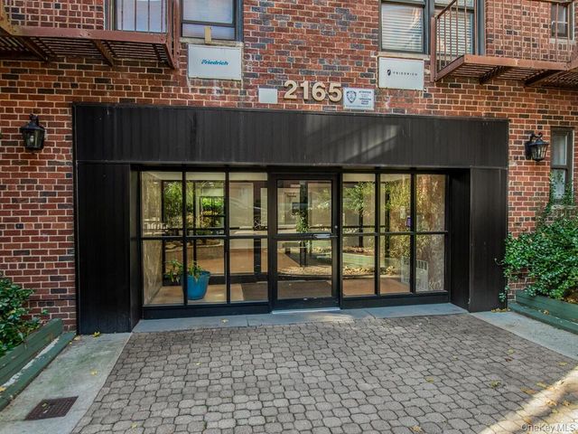 2165 Matthews Avenue 4A, Bronx, NY 10462