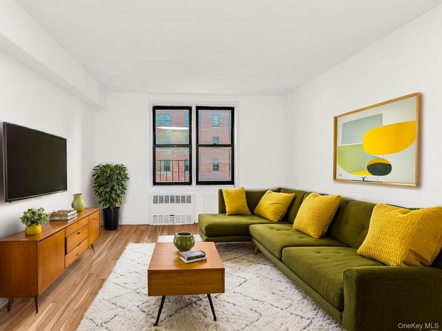 2165 Matthews Avenue 4A, Bronx, NY 10462