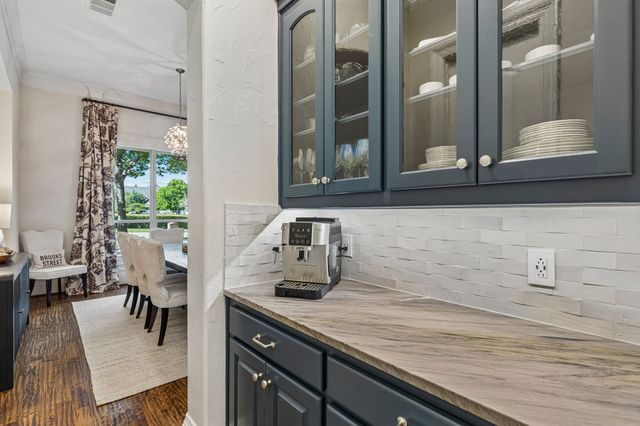 3001 LOCH MEADOW Court, Southlake, TX 76092