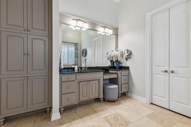 3001 LOCH MEADOW Court, Southlake, TX 76092
