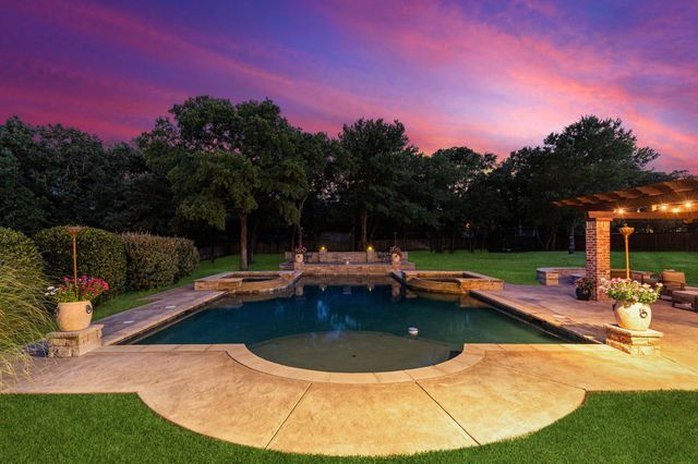 3001 LOCH MEADOW Court, Southlake, TX 76092