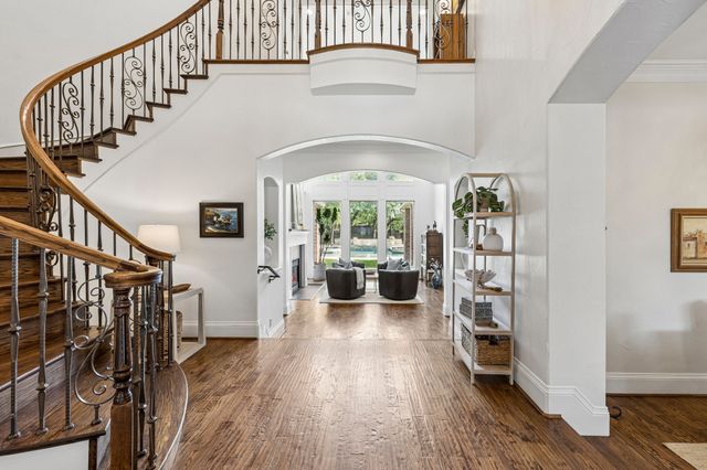 3001 LOCH MEADOW Court, Southlake, TX 76092
