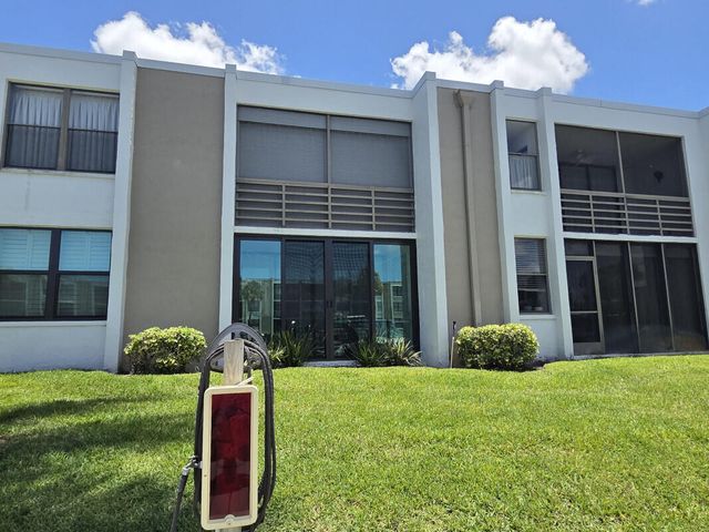 1950 SW Palm City Road 10106, Stuart, FL 34994