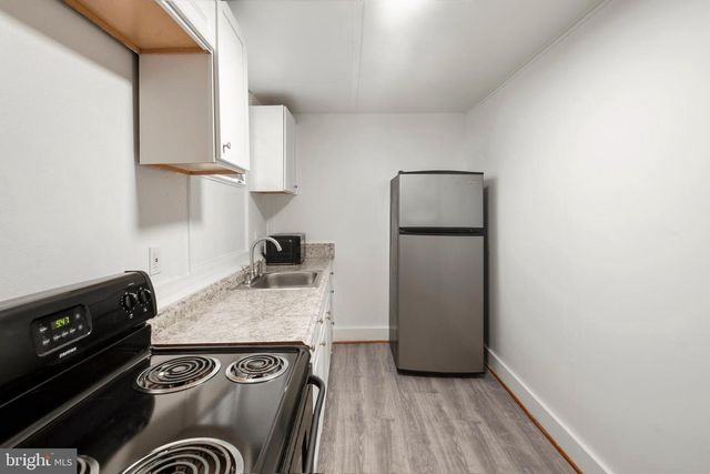 2008 DIVISION ST, Baltimore, MD 21217