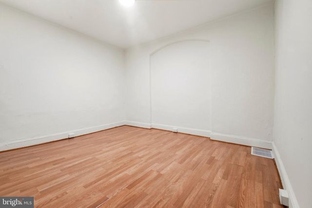 2008 DIVISION ST, Baltimore, MD 21217