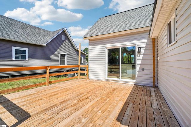 35 Henry Street, Greenville, SC 29605
