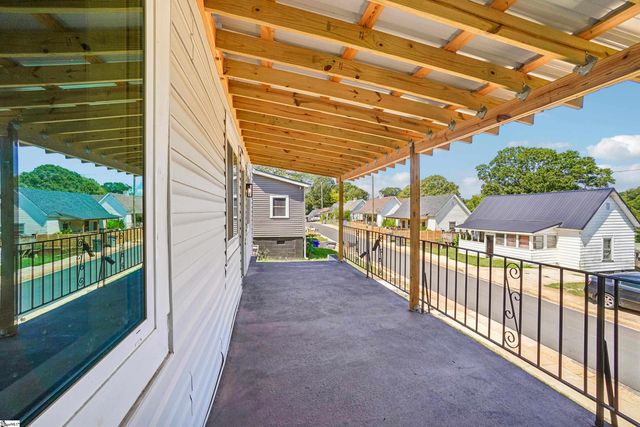 35 Henry Street, Greenville, SC 29605