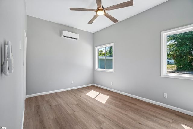 35 Henry Street, Greenville, SC 29605