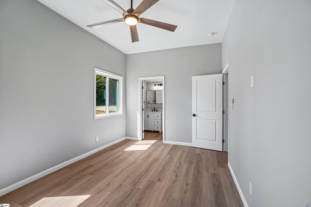 35 Henry Street, Greenville, SC 29605