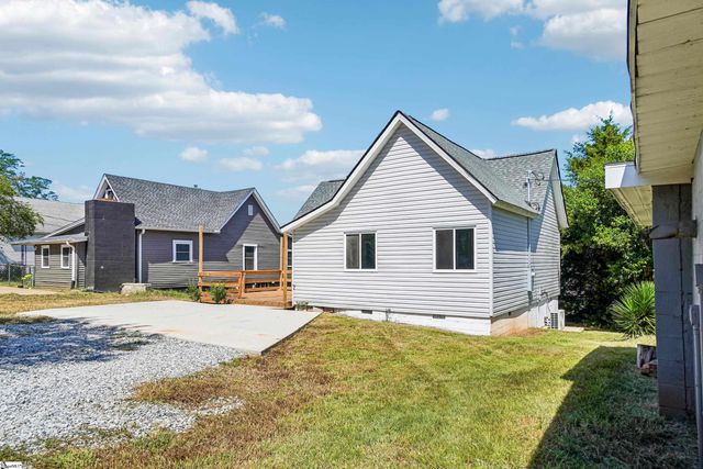 35 Henry Street, Greenville, SC 29605
