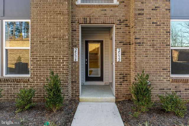 2534 NEABSCO COMMON PL, Woodbridge, VA 22191
