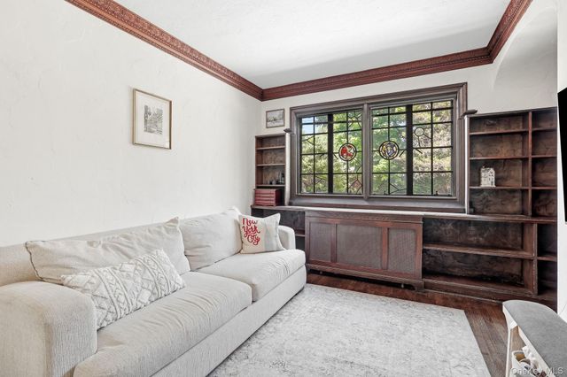 14 Overhill Road, New Rochelle, NY 10804