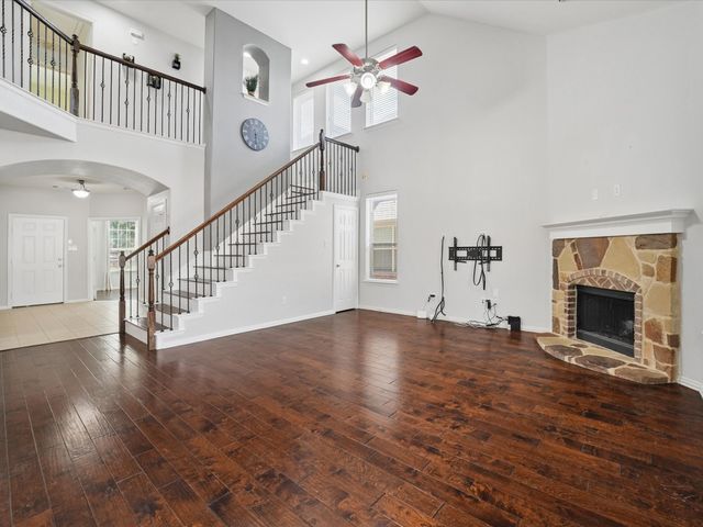 1907 Hidden Fairway Drive, Wylie, TX 75098