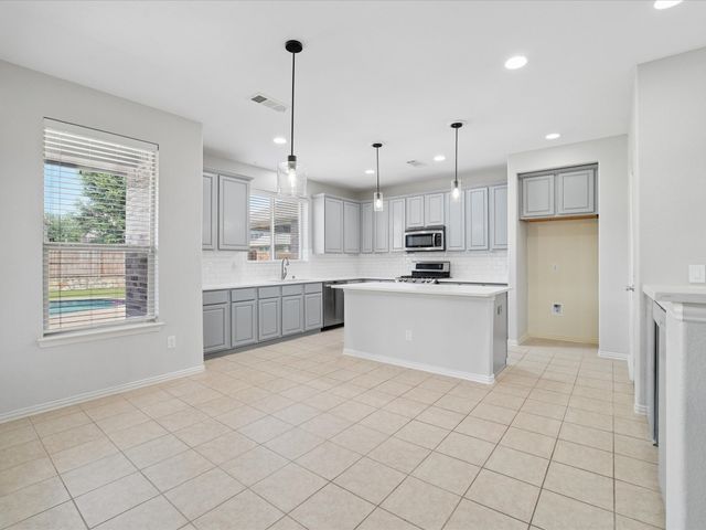 1907 Hidden Fairway Drive, Wylie, TX 75098