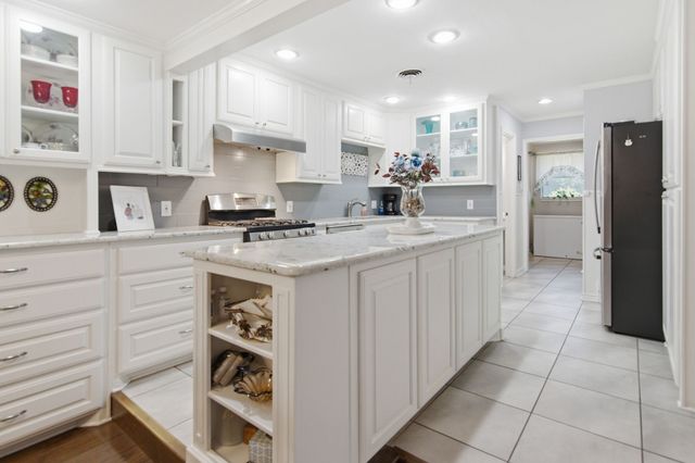 4100 Big Bend Trail, Lake Worth, TX 76135