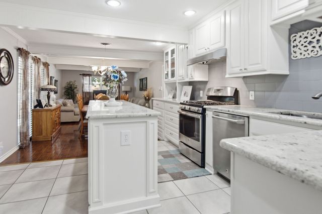 4100 Big Bend Trail, Lake Worth, TX 76135