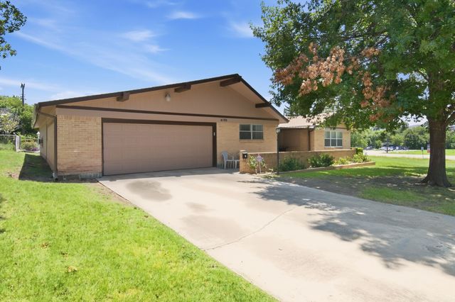 4100 Big Bend Trail, Lake Worth, TX 76135
