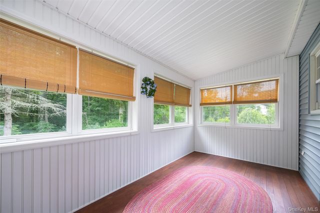 45 Holt Road, Hyde Park, NY 12538