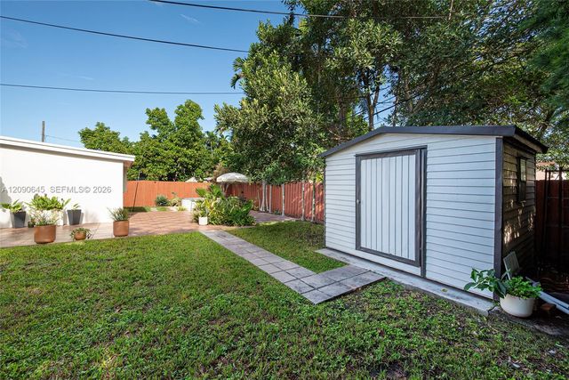 6751 SW 30th Street, Miami, FL 33155