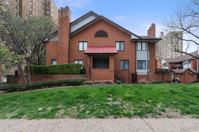 4444 Lindell Boulevard 6, St Louis, MO 63108