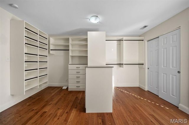4444 Lindell Boulevard 6, St Louis, MO 63108
