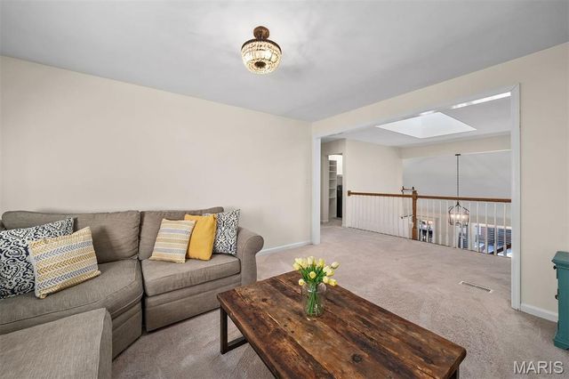 4444 Lindell Boulevard 6, St Louis, MO 63108