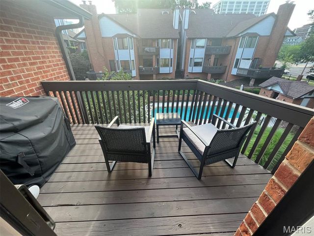 4444 Lindell Boulevard 6, St Louis, MO 63108
