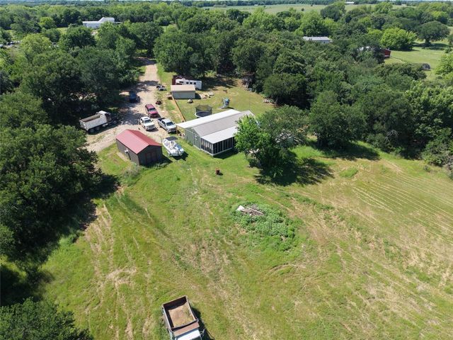 3700 County Road 4040, Whitewright, TX 75491