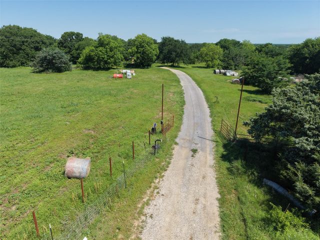 3700 County Road 4040, Whitewright, TX 75491