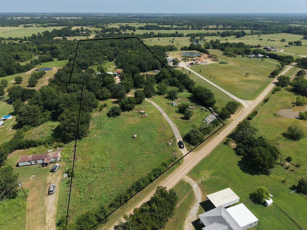 3700 County Road 4040, Whitewright, TX 75491